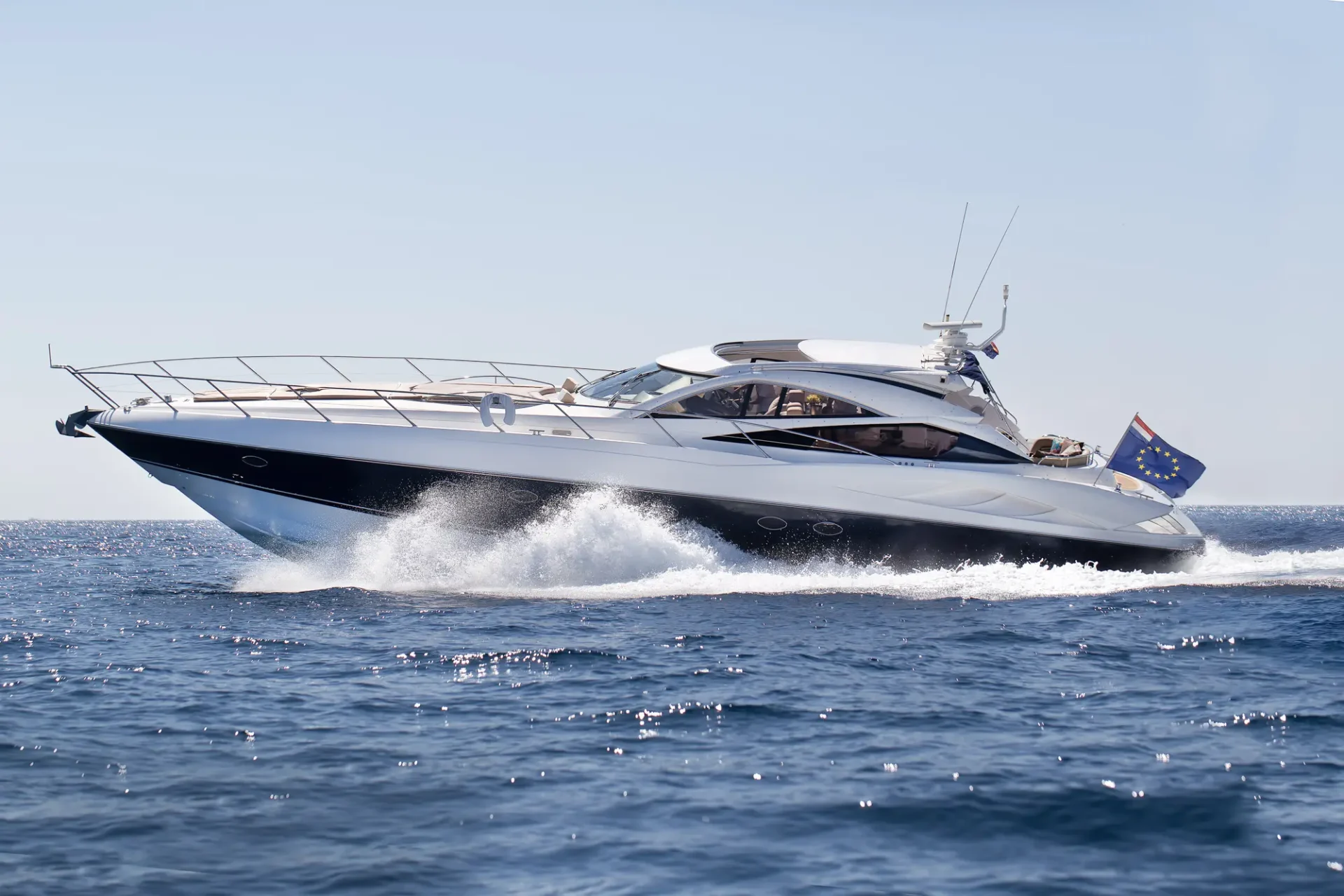 SUNSEEKER PREDATOR 68 - Imagen 2