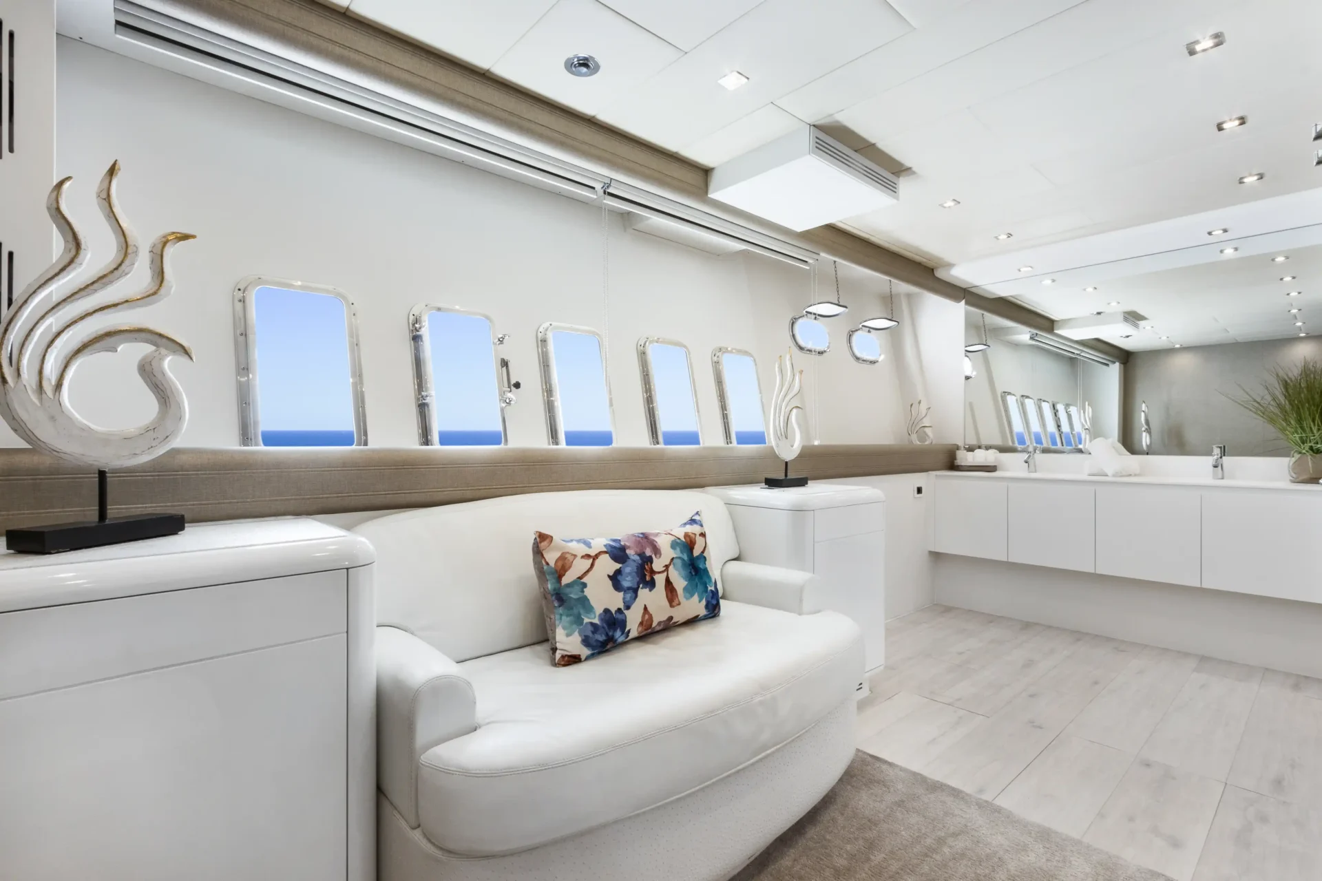 MANGUSTA 108 - BELISA - Imagen 4